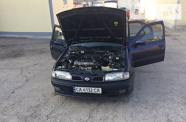 Седан Nissan Primera 1996 в Черкассах