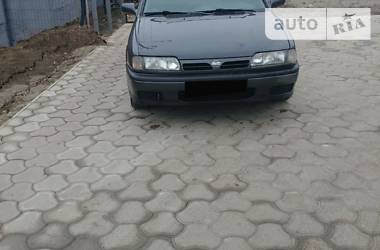 Седан Nissan Primera 1992 в 