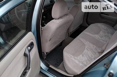Седан Nissan Primera 2001 в 