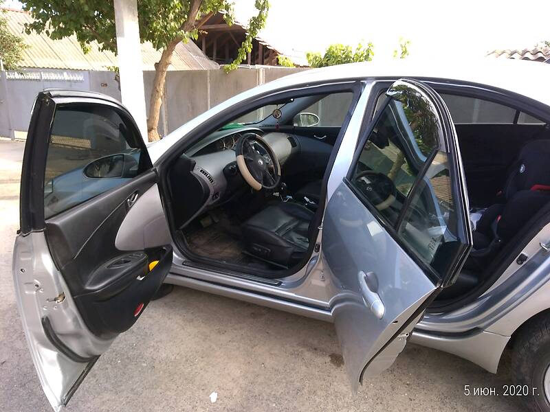 Седан Nissan Primera 2002 в Ізмаїлі фото 8 Седан Nissan Primera 2002 в Ізмаїлі