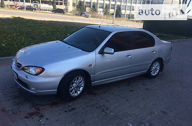 Седан Nissan Primera 2000 в Ивано-Франковске