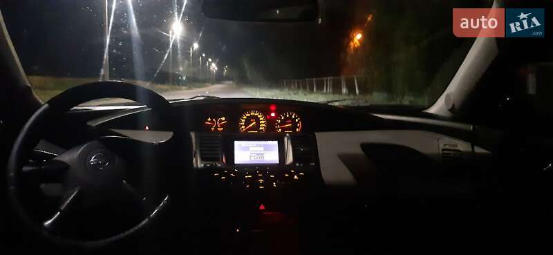 Седан Nissan Primera 2002 в Кременчуці