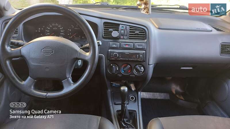 Лифтбек Nissan Primera 1996 в Бережанах