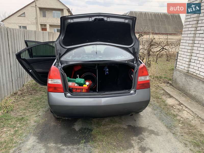 Седан Nissan Primera 2003 в Монастирищеві
