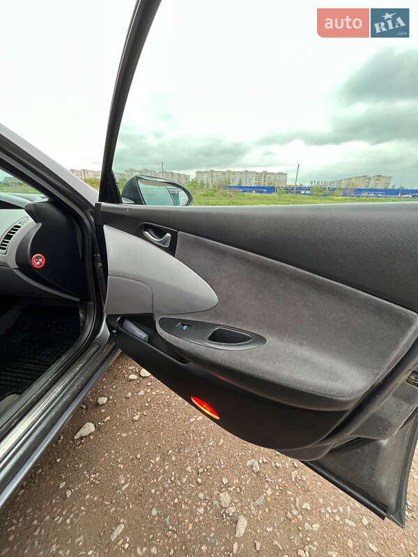 Ліфтбек Nissan Primera 2002 в Дрогобичі