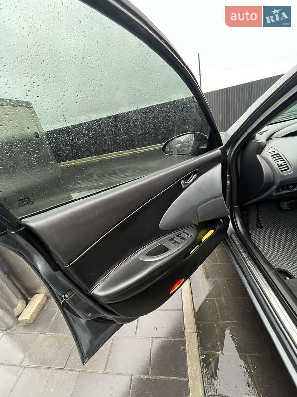 Седан Nissan Primera 2003 в Рожнятові
