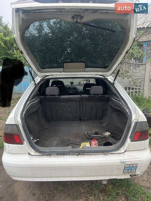 Nissan Primera 1998