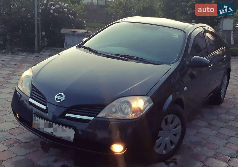 Седан Nissan Primera 2006 в Кельменцях