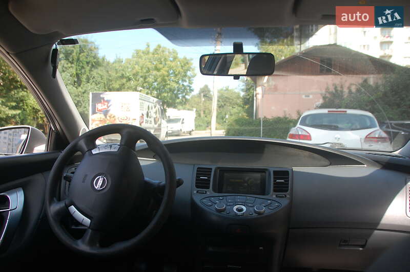 Седан Nissan Primera 2006 в Івано-Франківську