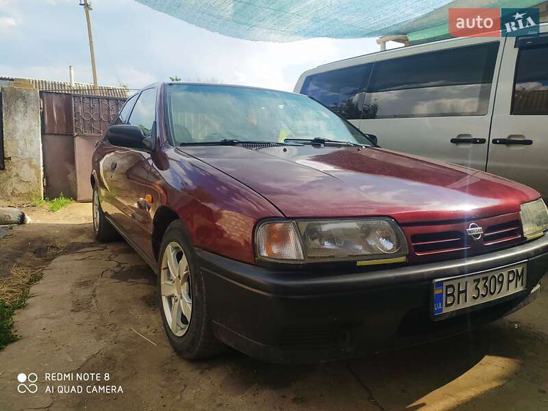 Хетчбек Nissan Primera 1990 в Одесі