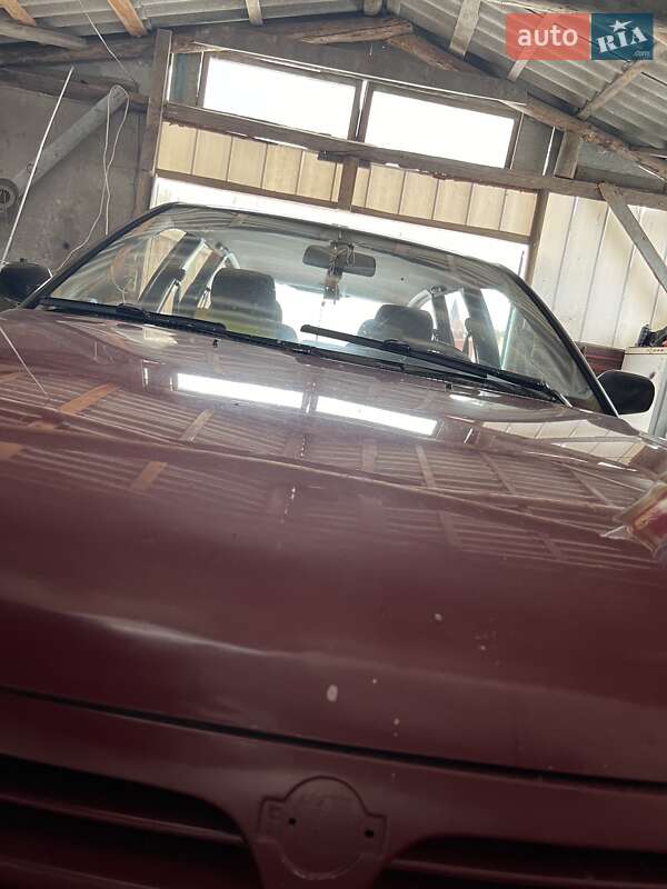 Универсал Nissan Primera 1992 в Зборове