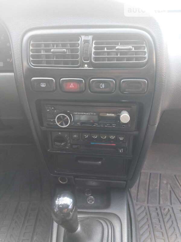 Універсал Nissan Primera 1992 в Одесі