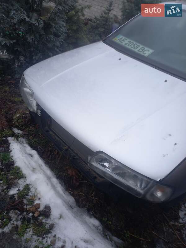 Nissan Primera 1990
