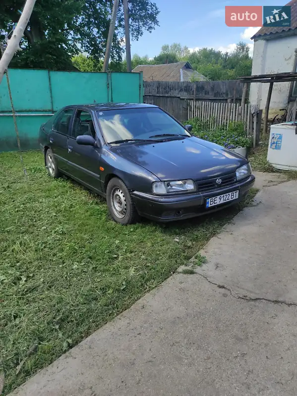Nissan Primera 1990