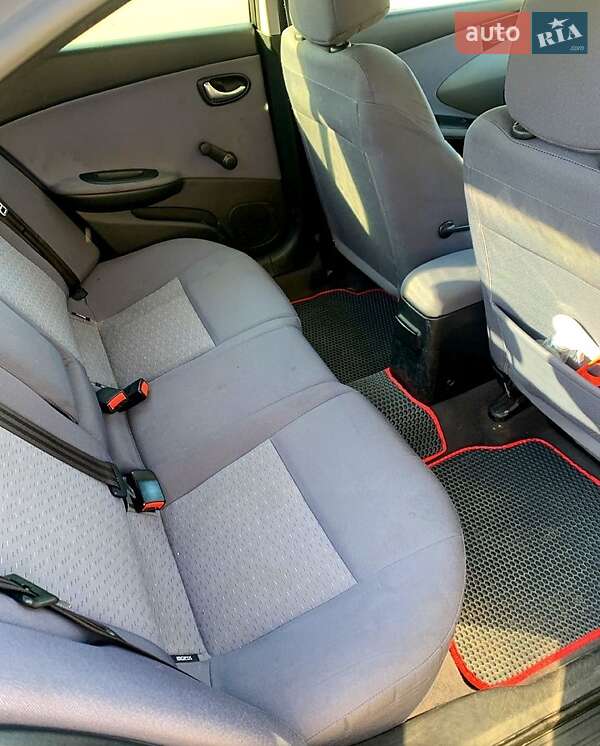 Седан Nissan Primera 2002 в Днепре