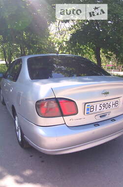 Седан Nissan Primera 2001 в Полтаве