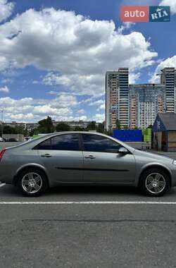 Седан Nissan Primera 2006 в Киеве