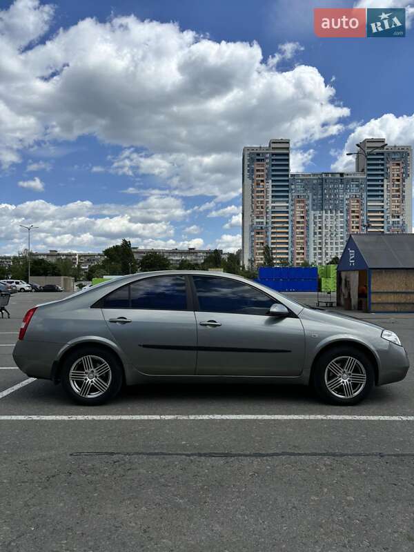 Седан Nissan Primera 2006 в Киеве