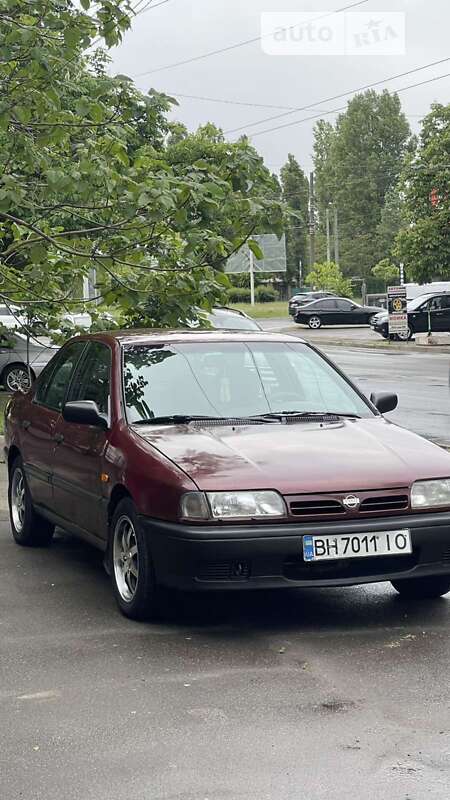 Седан Nissan Primera 1991 в Одессе