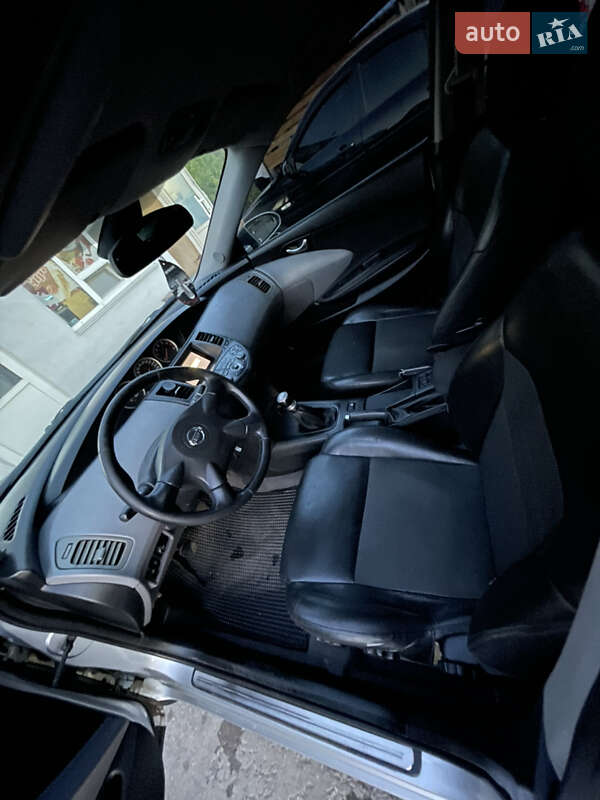 Седан Nissan Primera 2003 в Чигирину