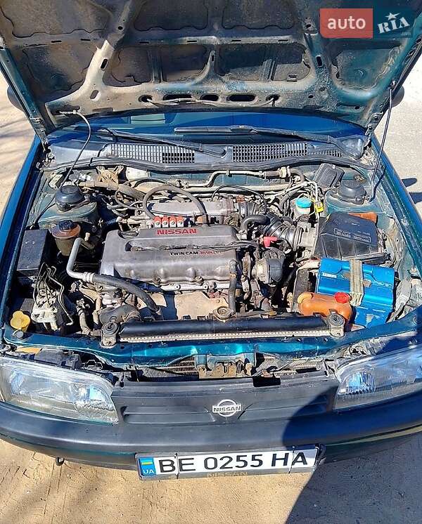 Седан Nissan Primera 1995 в Миколаєві