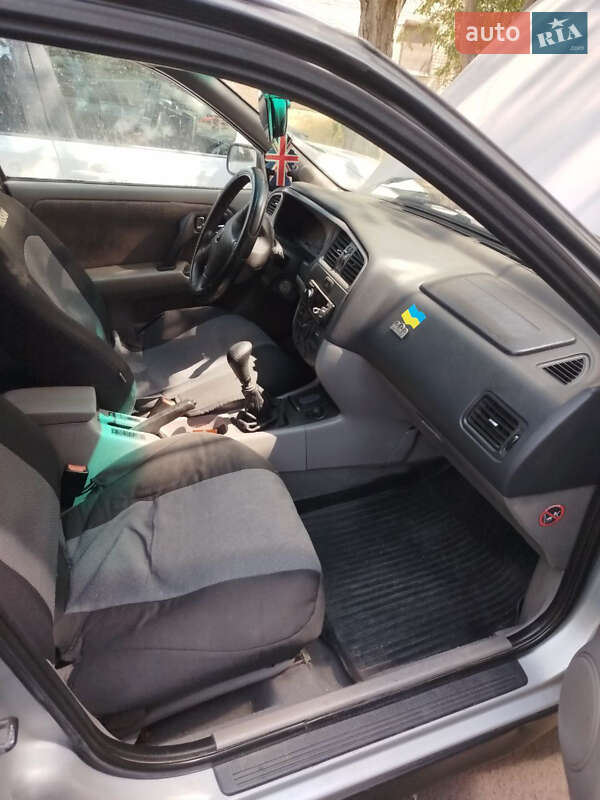 Седан Nissan Primera 2001 в Чорноморську