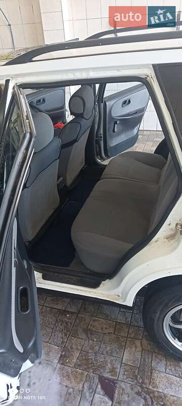 Універсал Nissan Primera 1990 в Овідіополі