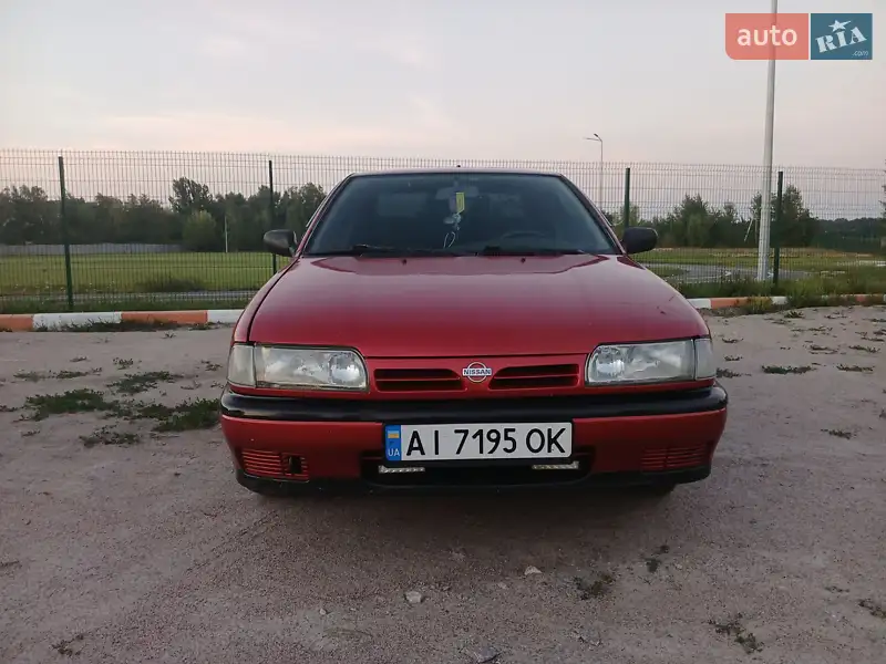 Nissan Primera 1990