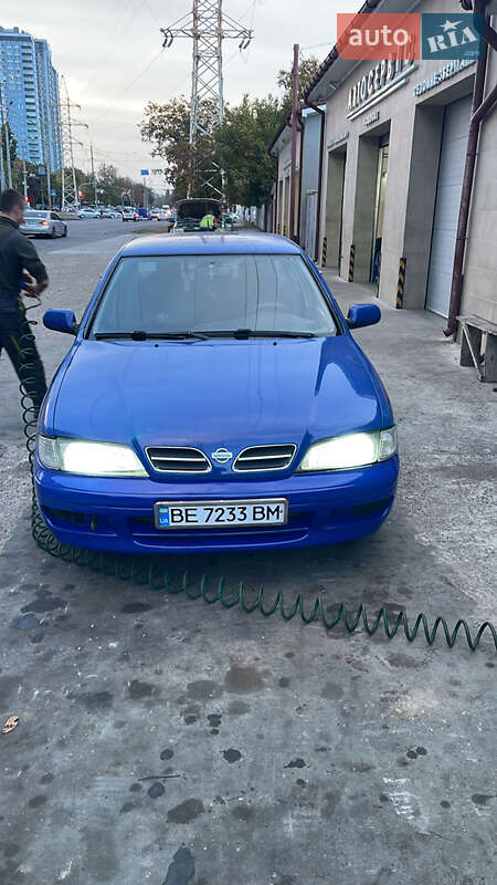Nissan Primera 1998
