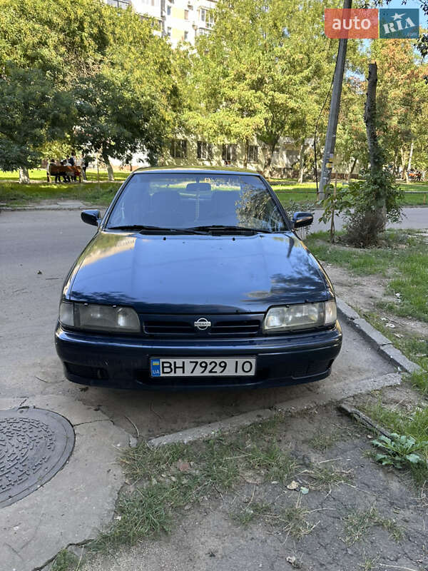 Nissan Primera 1993