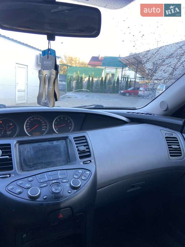 Седан Nissan Primera 2002 в Кицмани