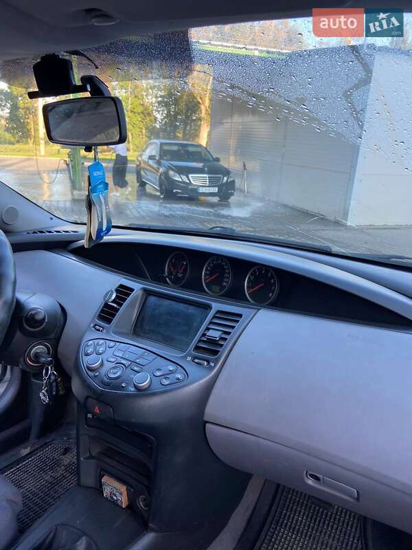 Седан Nissan Primera 2002 в Кицмани