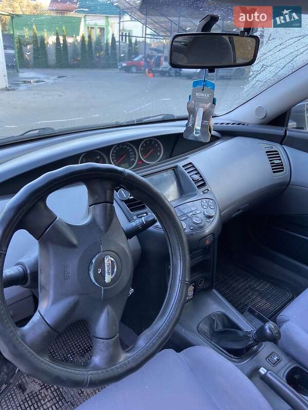 Седан Nissan Primera 2002 в Кицмани