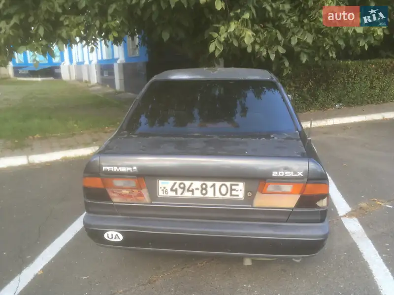 Nissan Primera 1990