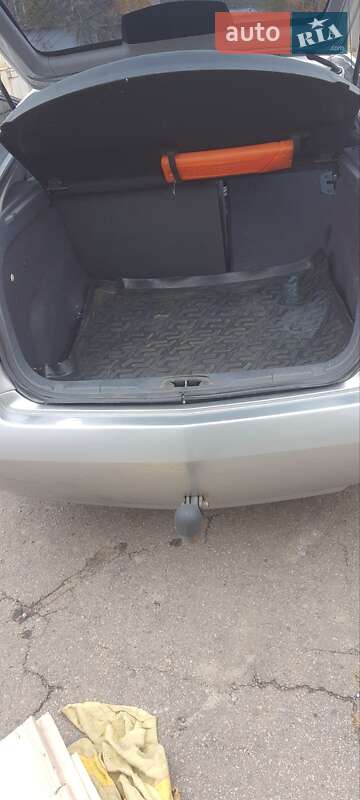 Ліфтбек Nissan Primera 2003 в Києві