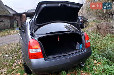 Седан Nissan Primera 2003 в 