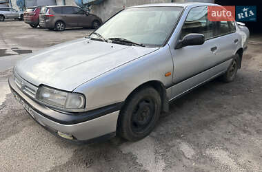 Седан Nissan Primera 1993 в Харкові