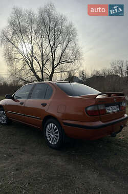 Седан Nissan Primera 1997 в Сарнах