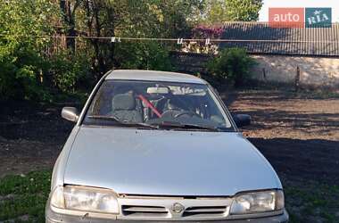 Універсал Nissan Primera 1992 в Гадячі