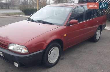 Універсал Nissan Primera 1992 в Нікополі