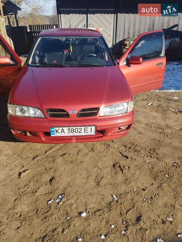 Седан Nissan Primera 1997 в Буську