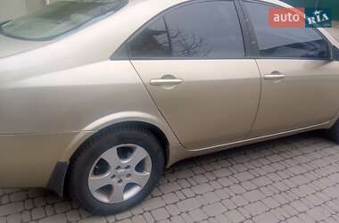 Седан Nissan Primera 2003 в Святопетровское