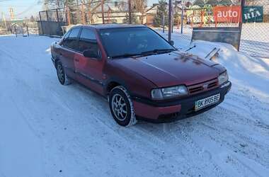 Седан Nissan Primera 1994 в Ровно