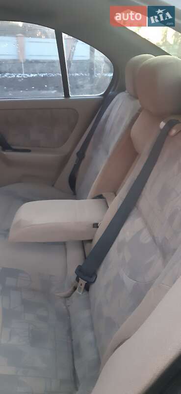 Седан Nissan Primera 2001 в Вінниці