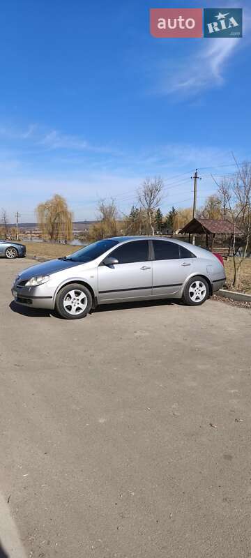 Nissan Primera 2003