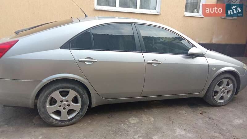 Лифтбек Nissan Primera 2004 в Почаеве