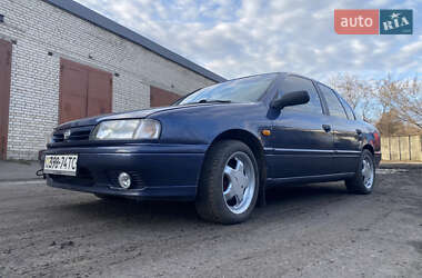 Седан Nissan Primera 1994 в Червонограді