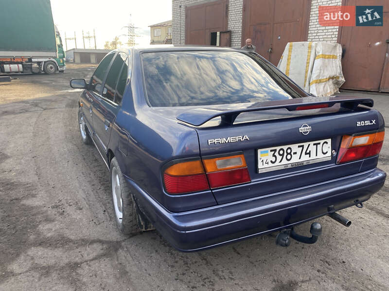 Седан Nissan Primera 1994 в Шептицькому