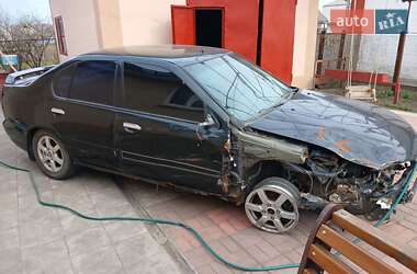 Седан Nissan Primera 2000 в 