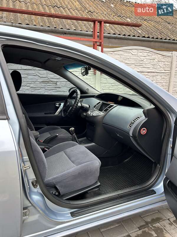 Седан Nissan Primera 2006 в Николаеве